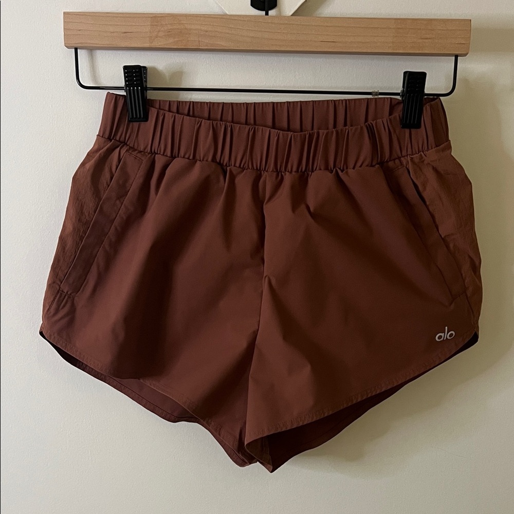 ALO Yoga Women's Athletic Shorts in Rich Brown